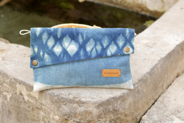 Pochette Teinture artisanale et naturelle Persicaire à Indigo